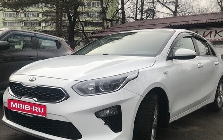 KIA cee'd III, 2020 год, 2 000 000 рублей, 19 фотография