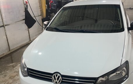 Volkswagen Polo VI (EU Market), 2013 год, 800 000 рублей, 11 фотография