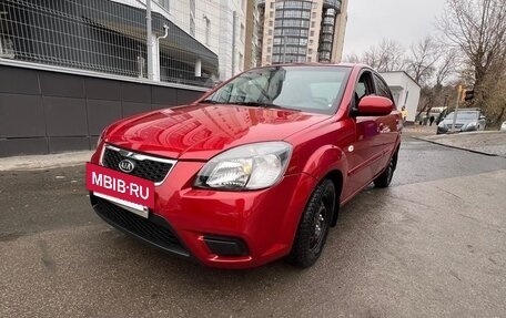 KIA Rio II, 2010 год, 570 000 рублей, 2 фотография