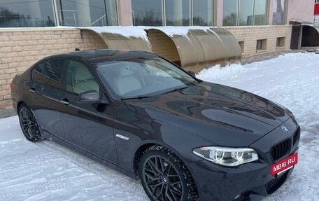 BMW 5 серия, 2012 год, 2 350 000 рублей, 11 фотография