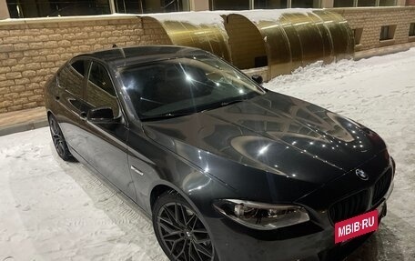 BMW 5 серия, 2012 год, 2 350 000 рублей, 17 фотография