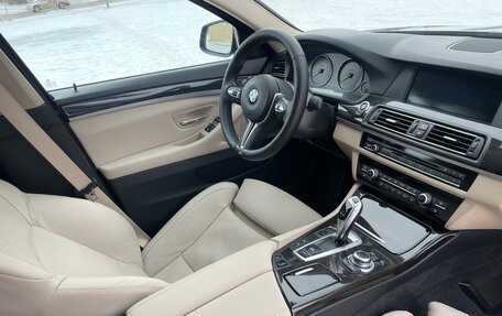 BMW 5 серия, 2012 год, 2 350 000 рублей, 36 фотография