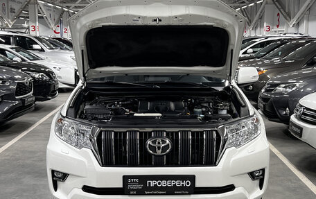 Toyota Land Cruiser Prado 150 рестайлинг 2, 2019 год, 4 649 000 рублей, 9 фотография