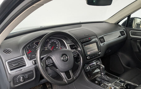 Volkswagen Touareg III, 2016 год, 3 400 000 рублей, 11 фотография