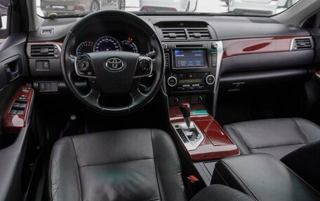 Toyota Camry, 2012 год, 2 099 000 рублей, 6 фотография