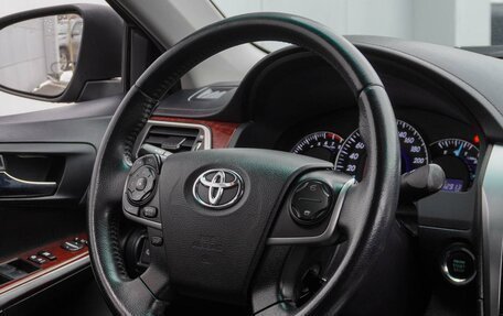 Toyota Camry, 2012 год, 2 099 000 рублей, 17 фотография