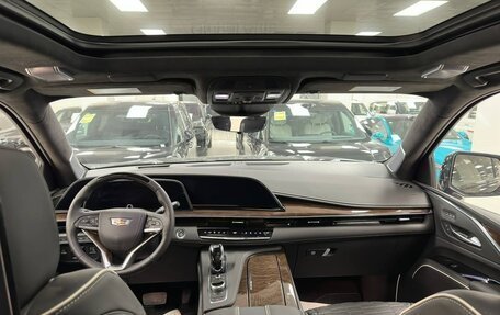 Cadillac Escalade V, 2024 год, 18 500 000 рублей, 6 фотография