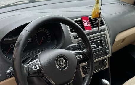 Volkswagen Polo VI (EU Market), 2016 год, 1 300 000 рублей, 14 фотография