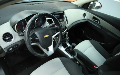 Chevrolet Cruze II, 2012 год, 690 000 рублей, 10 фотография