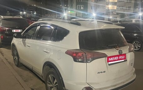 Toyota RAV4, 2016 год, 2 500 000 рублей, 8 фотография