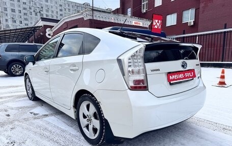 Toyota Prius, 2010 год, 1 300 000 рублей, 4 фотография