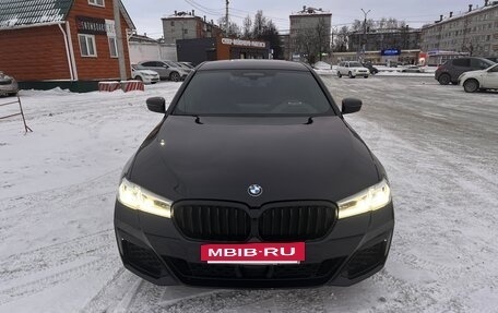 BMW 5 серия, 2021 год, 7 600 000 рублей, 2 фотография