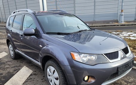 Mitsubishi Outlander III рестайлинг 3, 2007 год, 960 000 рублей, 1 фотография