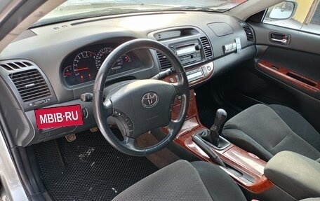 Toyota Camry V40, 2005 год, 1 350 000 рублей, 2 фотография