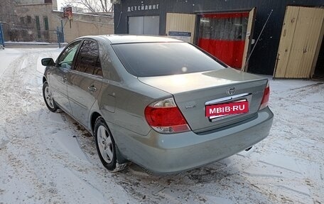 Toyota Camry V40, 2005 год, 1 350 000 рублей, 3 фотография