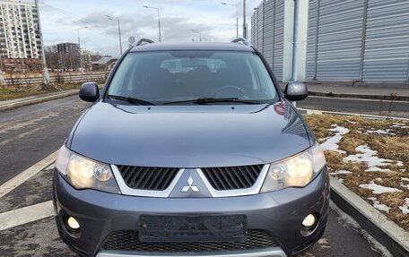 Mitsubishi Outlander III рестайлинг 3, 2007 год, 960 000 рублей, 2 фотография