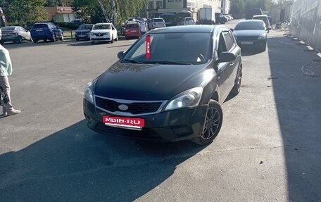 KIA cee'd I рестайлинг, 2010 год, 550 000 рублей, 6 фотография