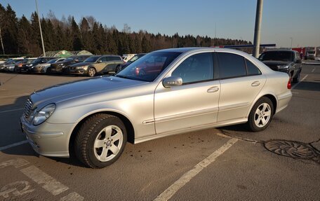 Mercedes-Benz E-Класс, 2005 год, 1 190 000 рублей, 12 фотография