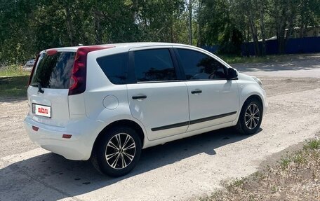 Nissan Note II рестайлинг, 2011 год, 700 000 рублей, 3 фотография