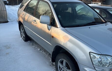 Lexus RX IV рестайлинг, 2001 год, 1 100 000 рублей, 2 фотография