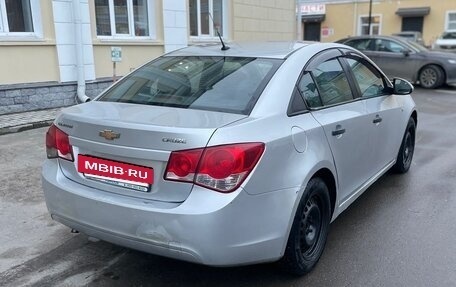 Chevrolet Cruze II, 2009 год, 349 500 рублей, 6 фотография