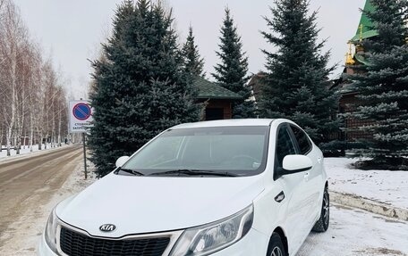 KIA Rio III рестайлинг, 2014 год, 810 000 рублей, 2 фотография