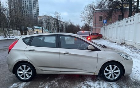 Hyundai Solaris II рестайлинг, 2012 год, 895 000 рублей, 5 фотография