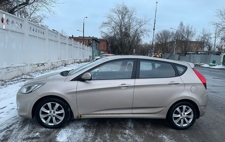 Hyundai Solaris II рестайлинг, 2012 год, 895 000 рублей, 4 фотография