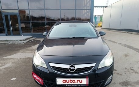 Opel Astra J, 2011 год, 2 фотография