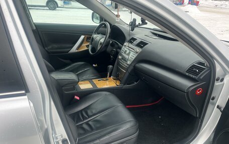 Toyota Camry, 2006 год, 1 230 000 рублей, 17 фотография