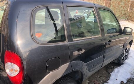 Chevrolet Niva I рестайлинг, 2017 год, 850 000 рублей, 4 фотография