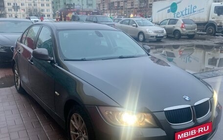 BMW 3 серия, 2005 год, 999 999 рублей, 3 фотография