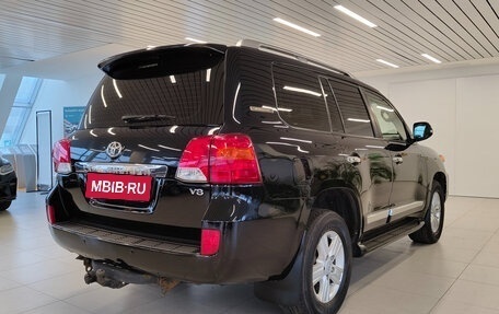 Toyota Land Cruiser 200, 2014 год, 3 790 000 рублей, 2 фотография