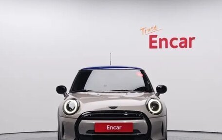 MINI Hatch, 2021 год, 1 800 000 рублей, 4 фотография