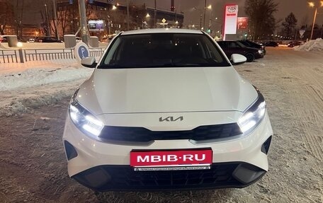 KIA Cerato IV, 2021 год, 2 350 000 рублей, 2 фотография