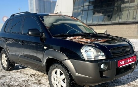 Hyundai Tucson III, 2005 год, 800 000 рублей, 3 фотография