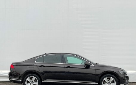 Volkswagen Passat B8 рестайлинг, 2020 год, 3 388 400 рублей, 13 фотография