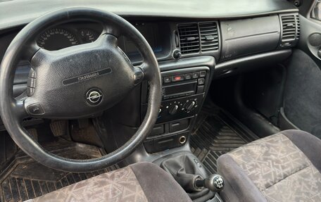 Opel Vectra B рестайлинг, 1998 год, 155 000 рублей, 5 фотография