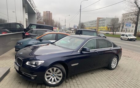 BMW 7 серия, 2014 год, 2 800 000 рублей, 22 фотография