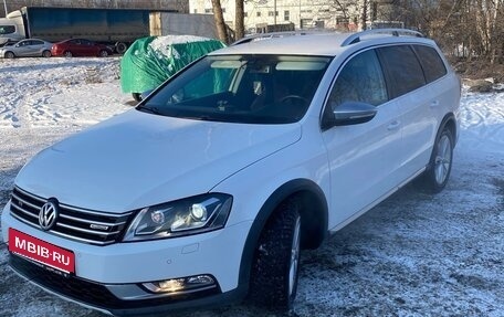 Volkswagen Passat B7, 2013 год, 1 860 000 рублей, 3 фотография