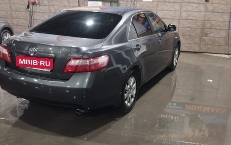 Toyota Camry, 2006 год, 1 350 000 рублей, 28 фотография