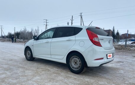 Hyundai Solaris II рестайлинг, 2014 год, 880 000 рублей, 4 фотография