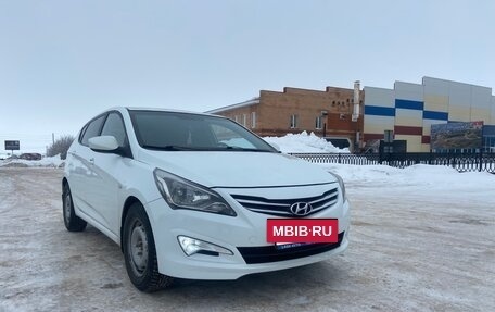 Hyundai Solaris II рестайлинг, 2014 год, 880 000 рублей, 3 фотография