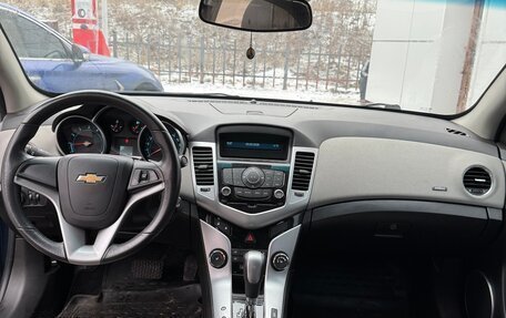 Chevrolet Cruze II, 2011 год, 780 000 рублей, 3 фотография