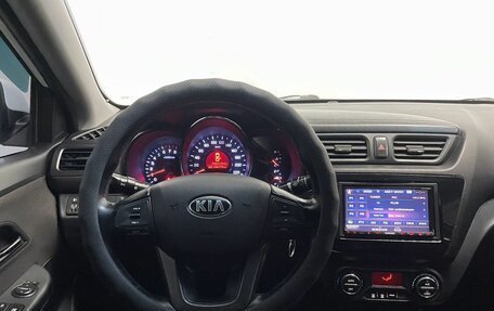 KIA Rio III рестайлинг, 2013 год, 900 000 рублей, 16 фотография