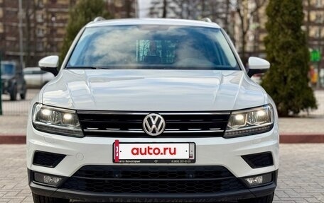 Volkswagen Tiguan II, 2018 год, 2 390 000 рублей, 3 фотография