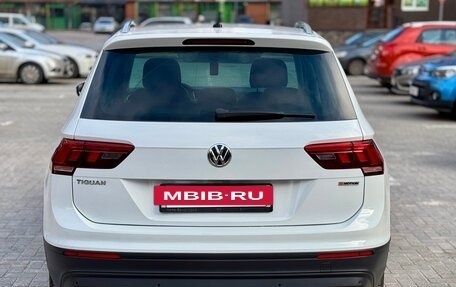 Volkswagen Tiguan II, 2018 год, 2 390 000 рублей, 8 фотография