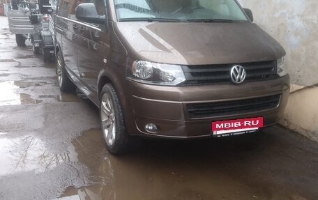 Volkswagen Caravelle T5, 2011 год, 2 050 000 рублей, 6 фотография