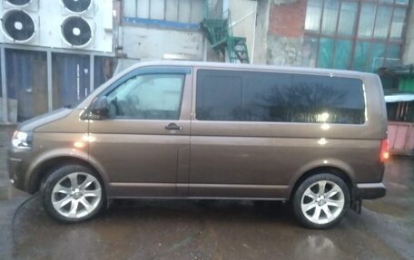 Volkswagen Caravelle T5, 2011 год, 2 050 000 рублей, 10 фотография