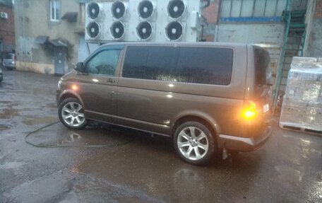 Volkswagen Caravelle T5, 2011 год, 2 050 000 рублей, 11 фотография